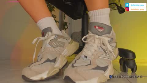 charlotte  grey online show from November 10, 6:03 pm