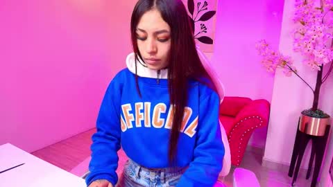 Charlotte online show from March 31, 11:21 am