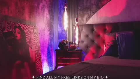 Charlotte online show from April 6, 5:03 pm