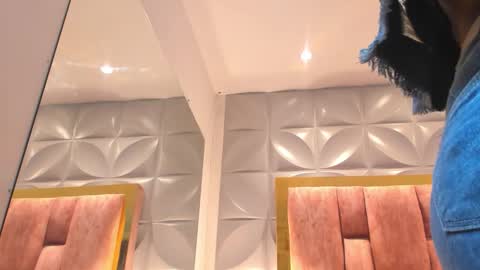 Charlotte Icee online show from January 13, 4:55 pm