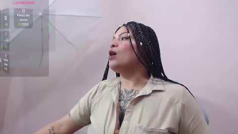 Snapshot of charlotte_monroe_ chatting on October 15, 3:14 pm charlotte_monroe_ online show from October 15, 3:14 pm