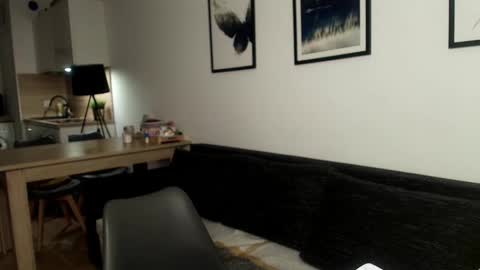 Charlotte Roche online show from January 13, 5:17 pm