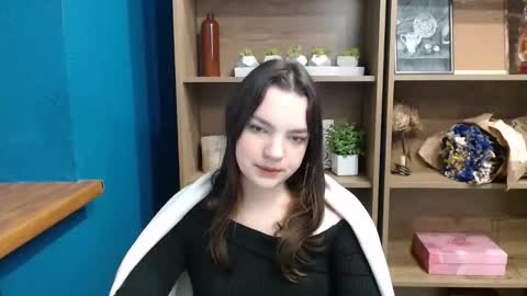 Julliette online show from December 15, 7:24 am