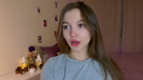 Kaylee online show from September 26, 4:59 pm