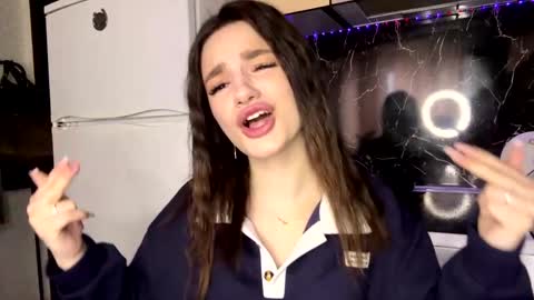 chasitykuhnle online show from April 10, 10:43 am