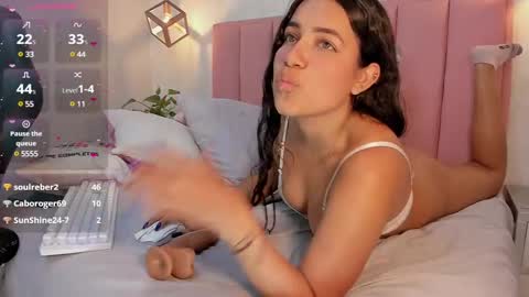 Snapshot of chelsyquinn chatting on March 7, 11:40 am Camila online show from March 7, 11:40 am