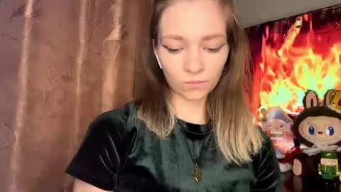 Elizabeth  you can call me Elly online show from January 13, 9:30 pm