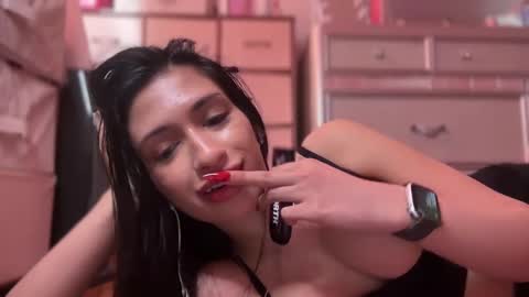 cherliecarmen online show from March 3, 9:01 pm