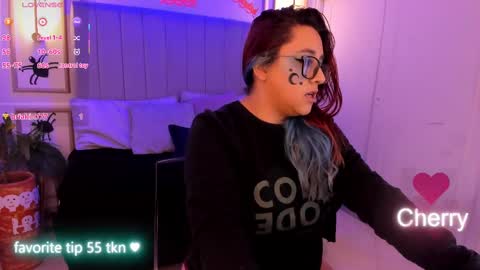 Snapshot of cherry_blushh chatting on October 13, 12:41 pm cherry_blushh online show from October 13, 12:41 pm