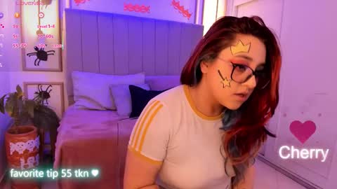 Snapshot of cherry_blushh chatting on October 14, 7:49 pm cherry_blushh online show from October 14, 7:49 pm