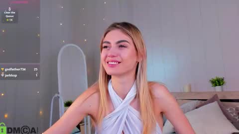 Snapshot of cherry_pr1ce chatting on October 7, 12:15 am cherry_pr1ce online show from October 7, 12:15 am