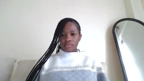 Cherryblossom2002 online show from October 13, 9:01 am