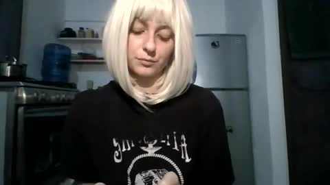 cherryblushxo online show from December 4, 10:10 pm