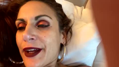 Snapshot of cherrydarlin5176 chatting on October 13, 11:40 pm cherrydarlin5176 online show from October 13, 11:40 pm