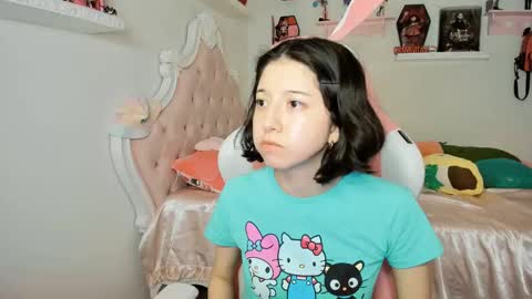 cherrycute666 online show from September 13, 4:53 am