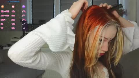 Lysia online show from April 6, 12:50 pm