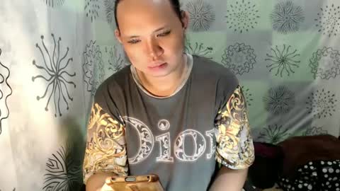 chescahotxxxl online show from March 8, 1:04 am