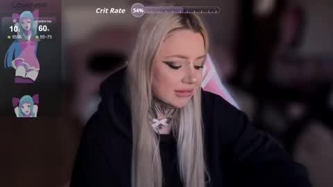 Chi online show from May 11, 4:04 pm