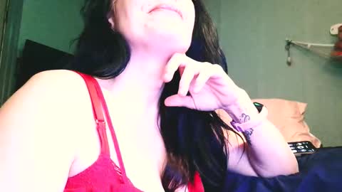 Amanda Chickens online show from January 7, 11:41 pm