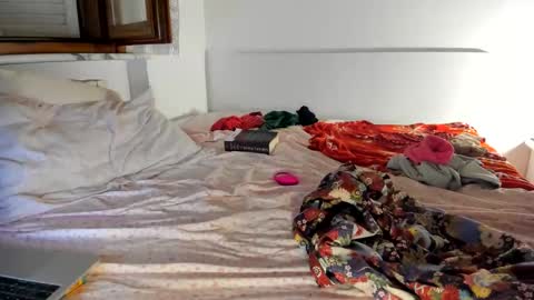 yoursensualparadise online show from September 14, 11:24 pm