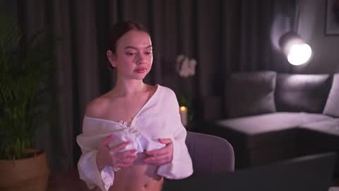 chillwithstacy online show from March 5, 10:12 pm