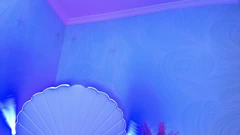 chloe_blowjob online show from April 19, 2:11 am