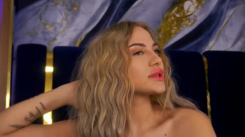 Chloe GraceeX online show from December 18, 9:41 pm