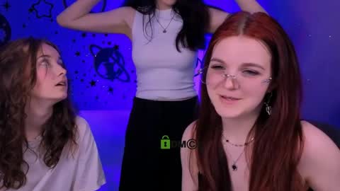 chloe_ley online show from March 31, 7:25 pm