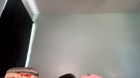 Snapshot of chloe_maia1 chatting on October 20, 12:52 pm AMY online show from October 20, 12:52 pm