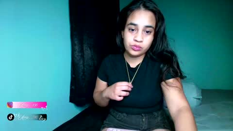 Snapshot of chloe_maia1 chatting on September 9, 12:43 am AMY online show from September 9, 12:43 am