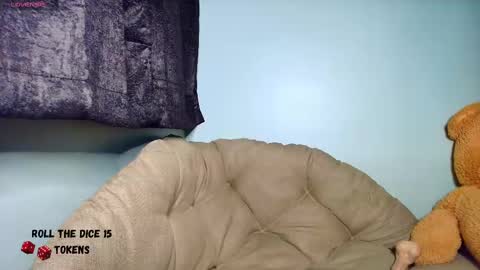 Snapshot of chloe_maia1 chatting on March 5, 2:03 am AMY online show from March 5, 2:03 am