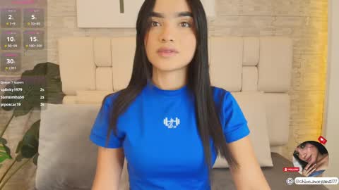 chloe online show from March 10, 7:29 pm