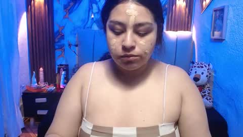 chloe_smith5 online show from March 7, 1:18 pm