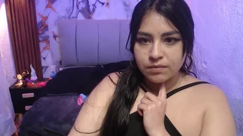 chloe_smith5 online show from November 27, 6:22 pm