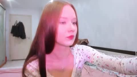 chloe wifey online show from November 14, 10:26 am