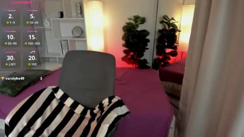 Julia online show from July 13, 9:48 pm