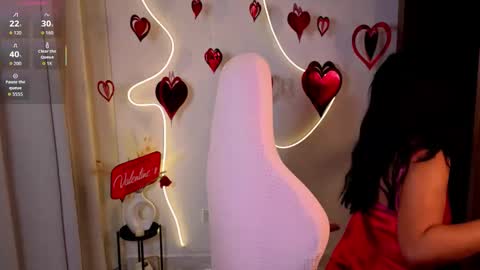 Chloe online show from February 15, 11:09 am