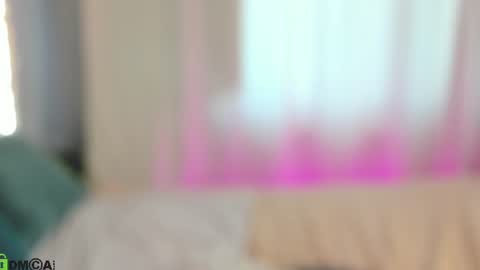 Chloe Deccker online show from July 6, 4:29 am