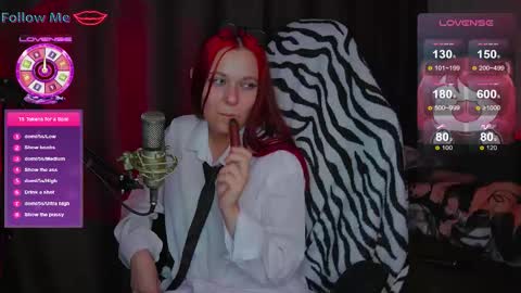 Chloe online show from October 1, 4:01 pm