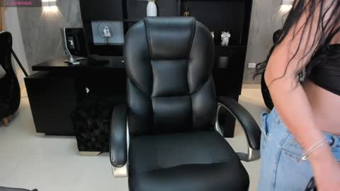 Chloe  OF chloemanson online show from December 7, 8:16 pm