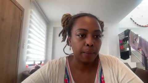 Snapshot of chocolatecakequeen chatting on October 28, 2:12 pm ChocolateCakeQueen online show from October 28, 2:12 pm