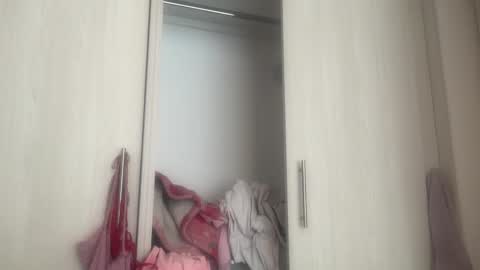 ChocolateCakeQueen online show from December 18, 7:07 pm