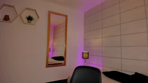 Christine  online show from April 6, 12:06 pm