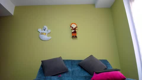 Cinderela Jackson online show from October 9, 11:58 am