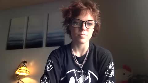 sisypheanlove online show from April 12, 5:27 pm