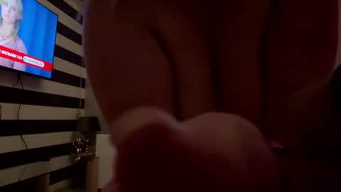 Persimona online show from December 22, 1:42 am