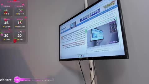 Snapshot of cinnia_ chatting on October 6, 12:00 pm Cintia online show from October 6, 12:00 pm
