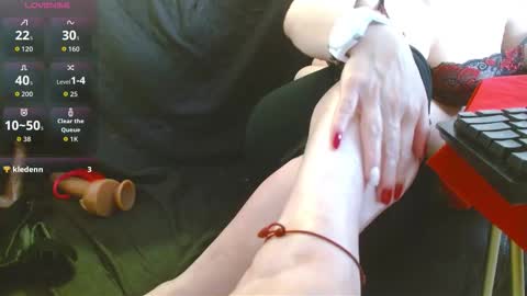 cinthia1609 online show from November 19, 9:15 pm