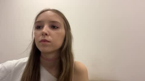 Aurora online show from March 31, 4:07 pm