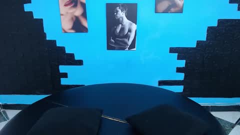 Cinthya online show from December 5, 8:32 pm